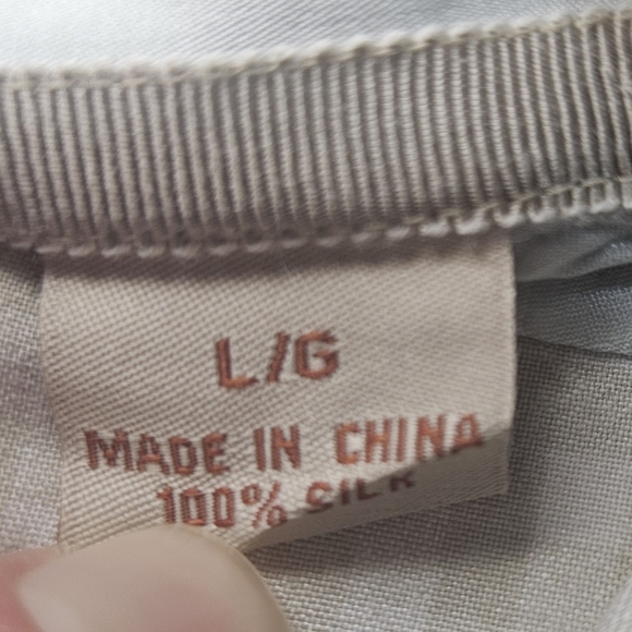 Tommy Bahama 100% Silk Plaid Button-Down Long Sleeves Large - Picture 7 of 9